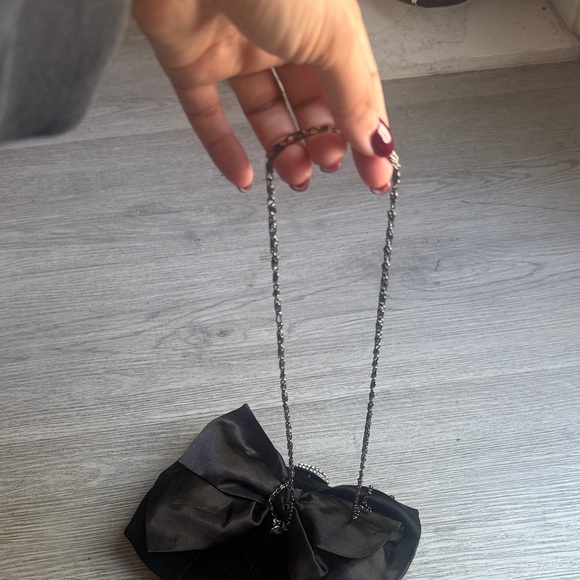 Vintage Neiman Marcus Elegant Black Clutch with Bow - Picture 7 of 7
